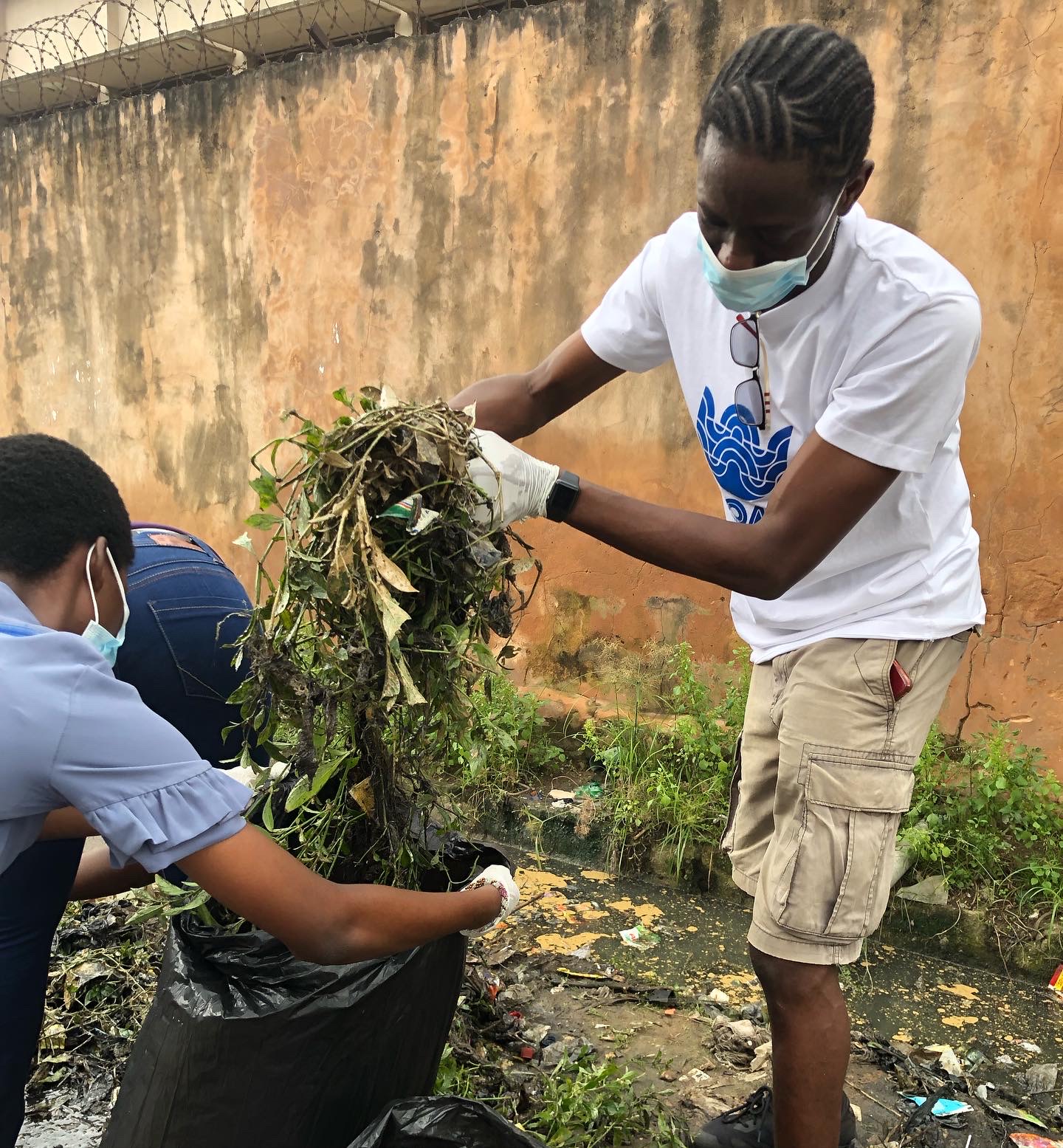 Collecting plastic debris from Nigerian coastline